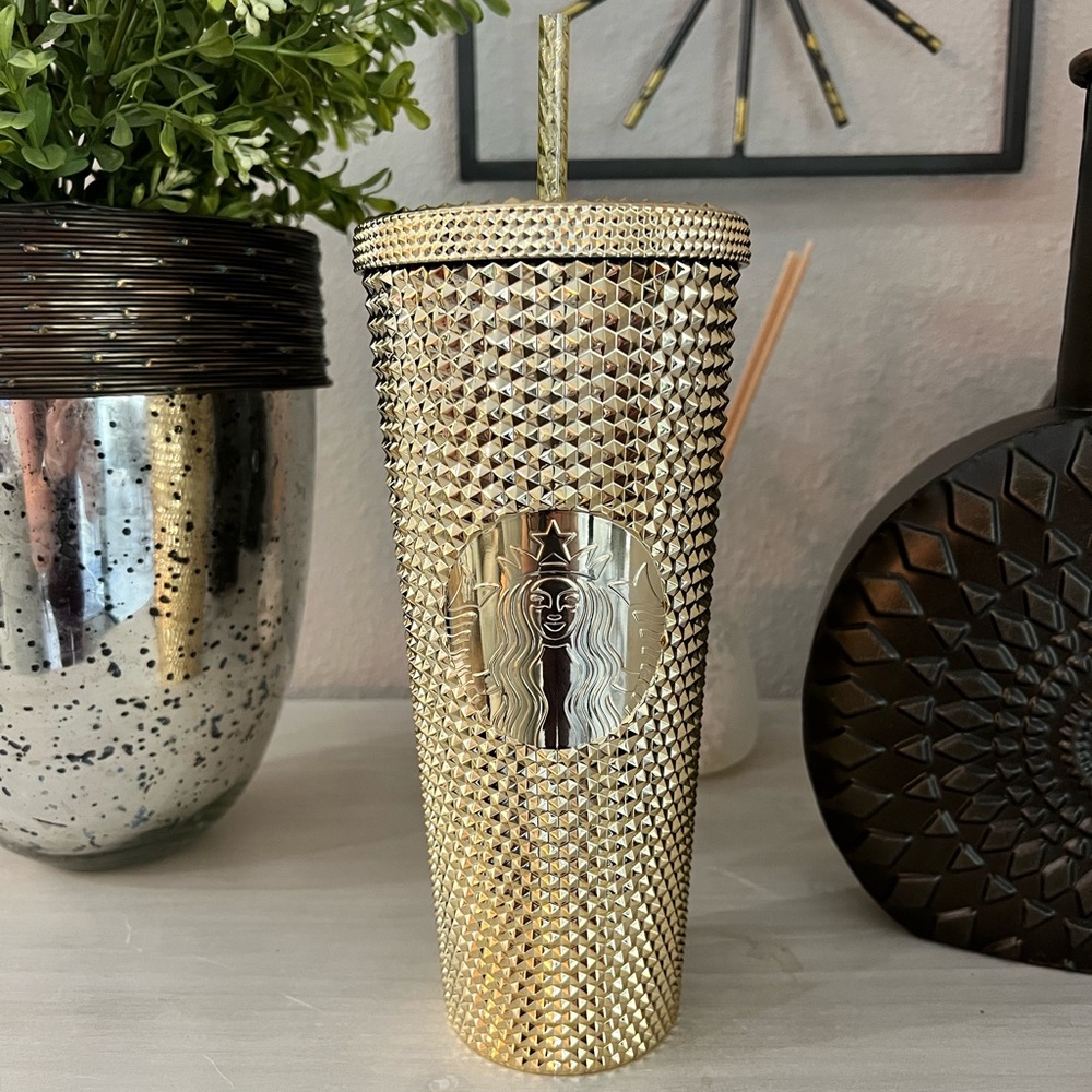 Holiday 2022 Gold 24oz Tumbler